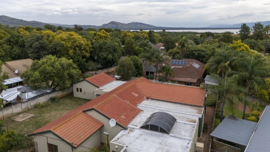 3 Bedroom Property for Sale in Ifafi North West